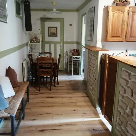 Les Grenouilles * הונפלר