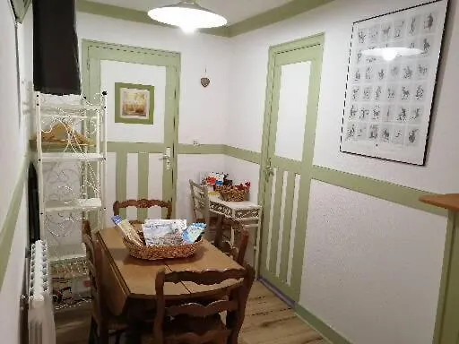 Les Grenouilles * הונפלר