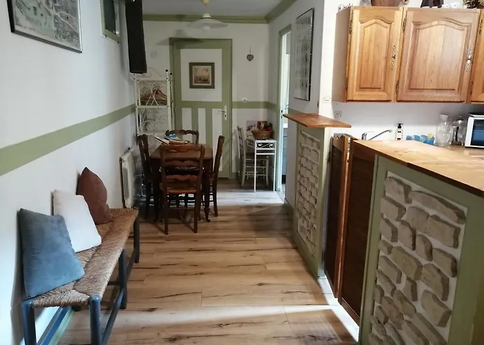 Les Grenouilles * הונפלר